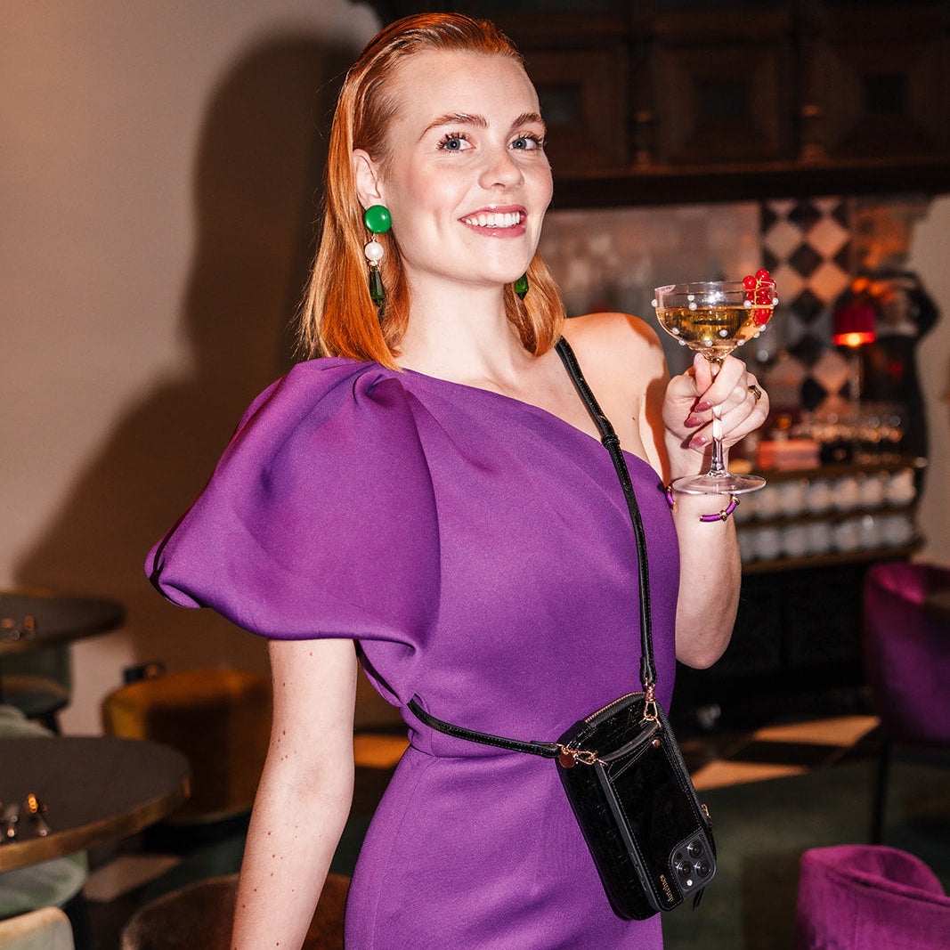 Classic set | iPhone | Studs Gloss Black