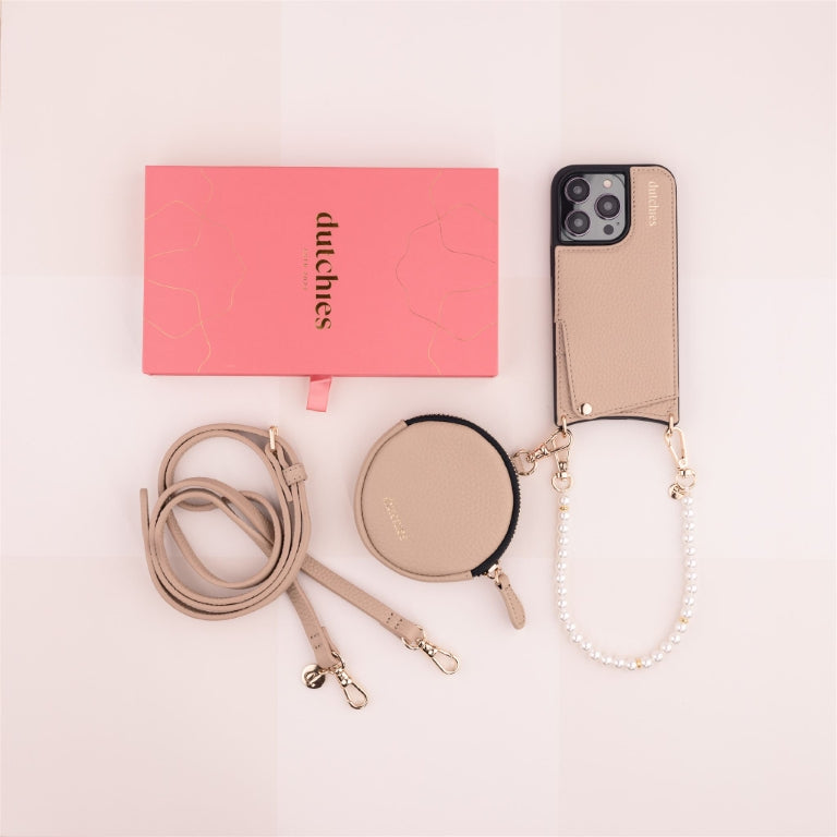 Luxury set | iPhone | Beige featuring a stylish phone case, coin purse, and elegant gift box.