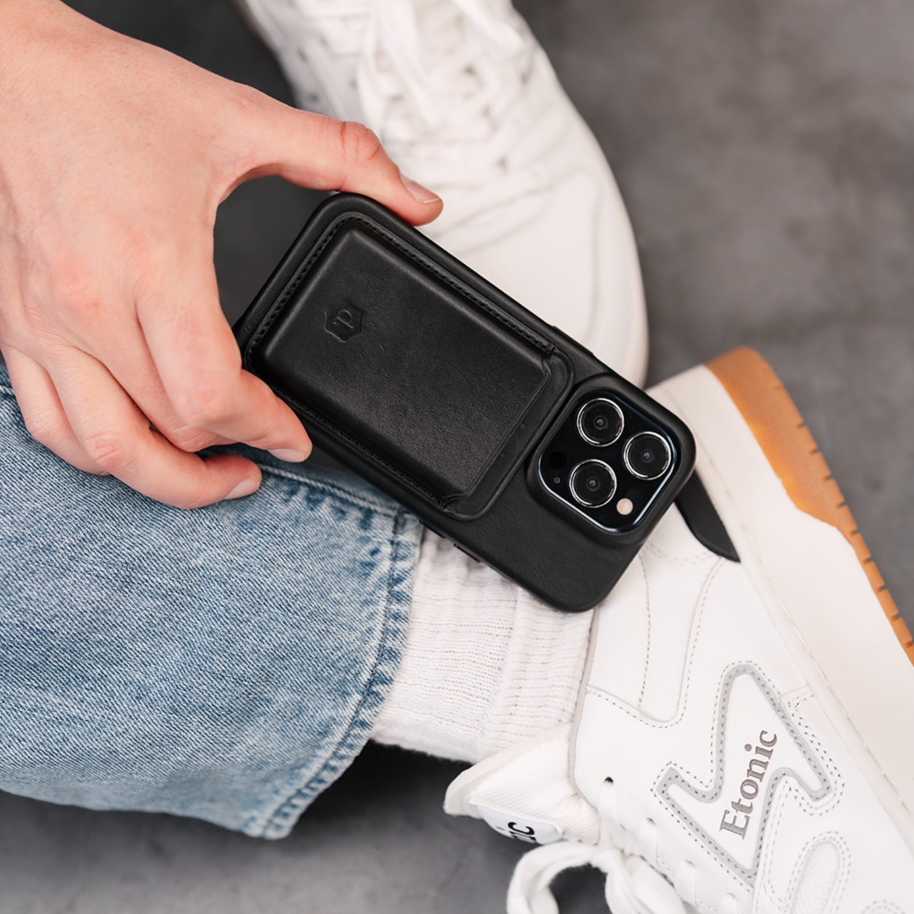 Magsafe Wallet | Men | Black | Dutchies