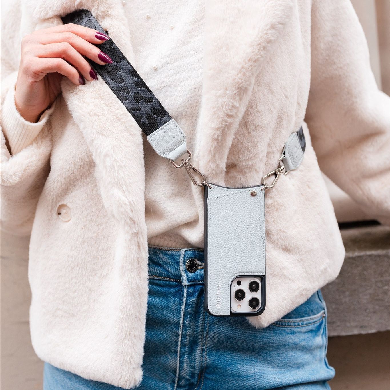 Grey Leopard | Phone Strap | Ice blue | Buy now! | Dutchies
