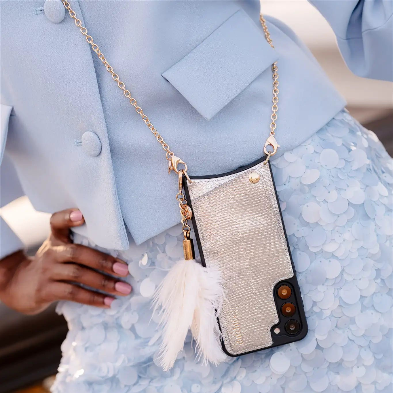 Spanish Chain Set | Samsung | Silvy with stylish phone strap, showcasing handsfree convenience and elegance.