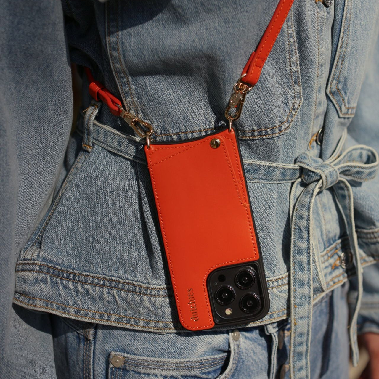 Classic set | iPhone | Orange featuring a stylish orange leather case and strap, perfect for modern practicality.