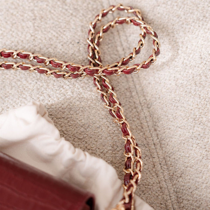 Handykette | Italian | Burgundy - stilvolle Crossbody-Kette aus hochwertigen Materialien, perfekt für Handy-Case mit Kartenhalter.