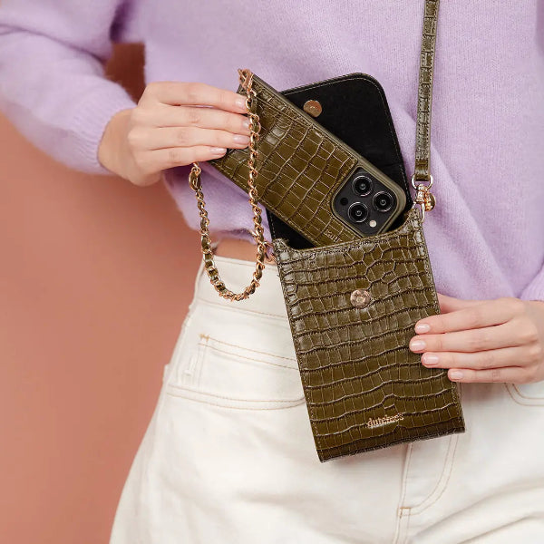 Phone Bag Juliet | Olive Green showcasing a stylish design, perfect for holding your phone and essentials.