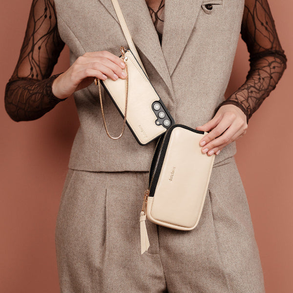 Phone Bag Rose | Vanilla showcased with a model, highlighting its stylish design and functionality.