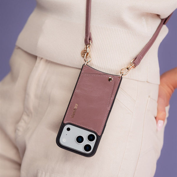Classic set | iPhone | Mauve - Stylized mauve phone case with strap, combining chic style and practicality.