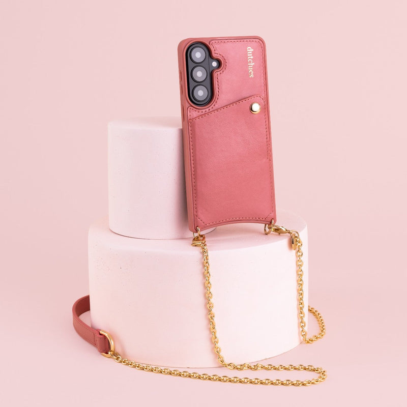 Spanish Chain Set | Samsung | Pink displayed with a stylish chain for hands-free convenience on a pastel background.