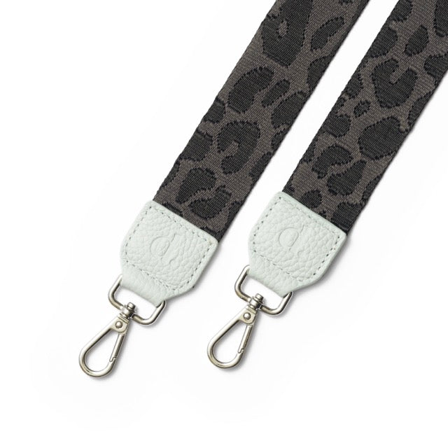 Grey Leopard | Phone Strap | Ice blue | Buy now! | Dutchies