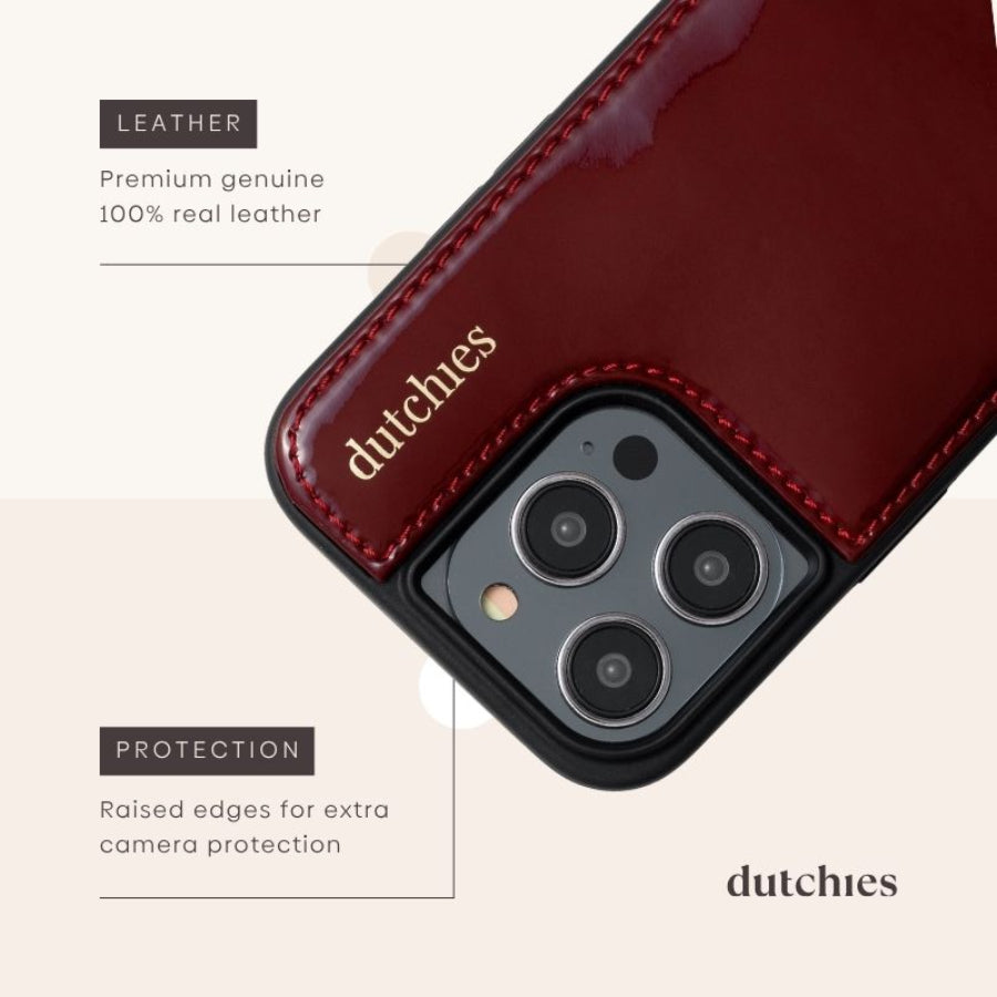 iPhone Funda | Gloss Red, que muestra cuero premium, bordes elevados y funciones de protección para la cámara.