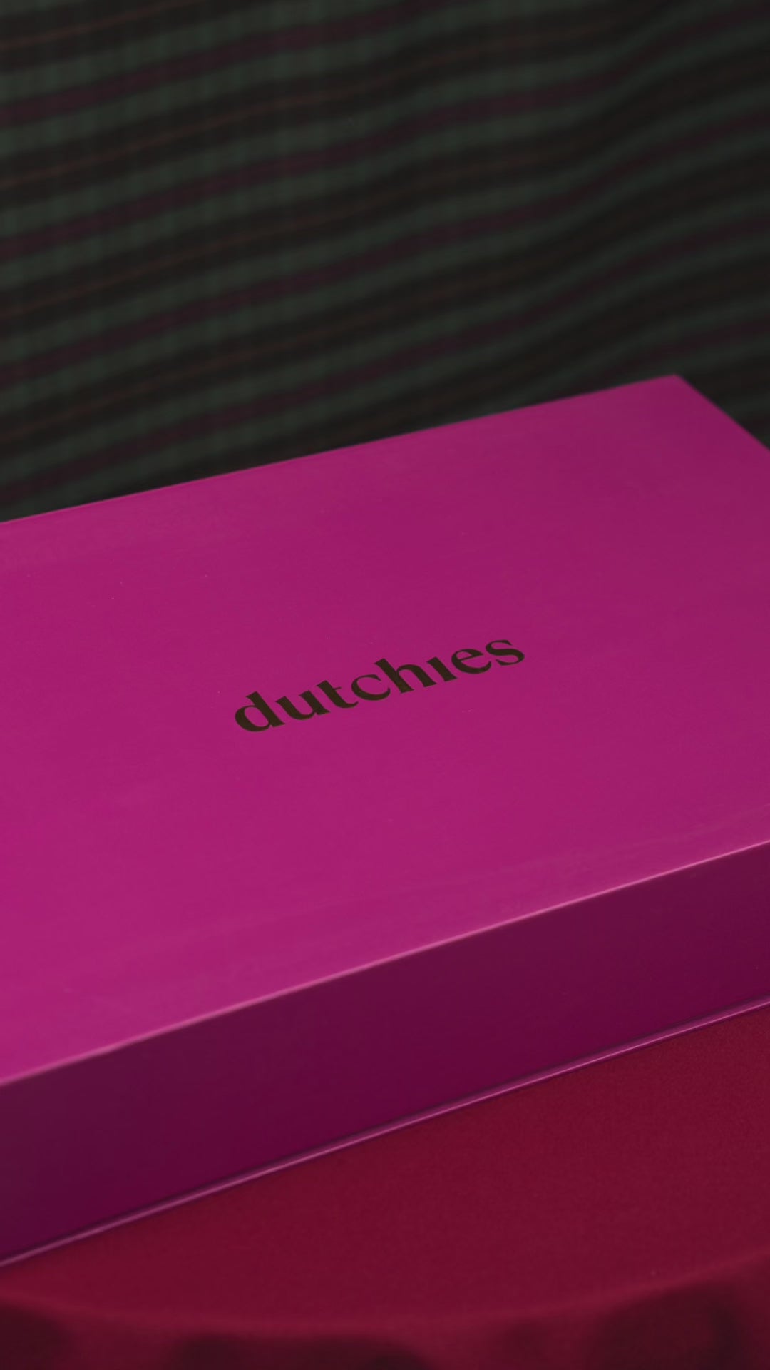 GIF Giftbox GOLD.mov