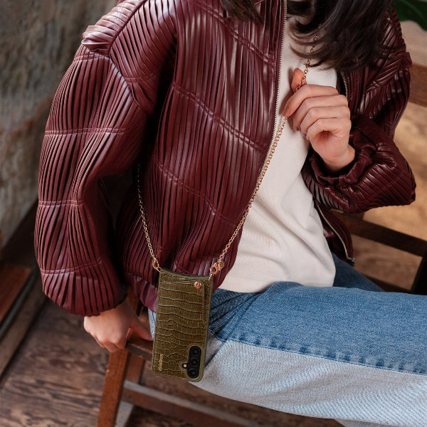Spanish Chain Set | Samsung | Olive Green displayed on a model, showcasing handsfree convenience and stylish design.