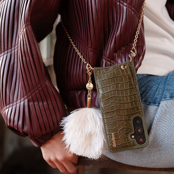Spanish Chain Set | Samsung | Olive Green - stylish phone case with chain attachment and fluffy accessory.